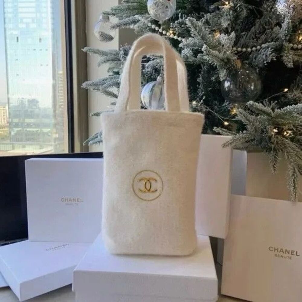 Chanel White/Silver Wool Mini Tote with gold CC Logo